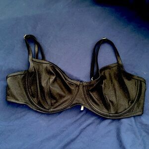 NWT Victoria Secret “Pink by Frankie’s” Black Cola Underwire Bikini Top